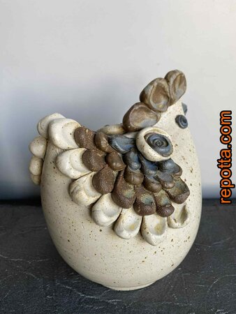 studio keramiek gestileerde ondertekende design kip