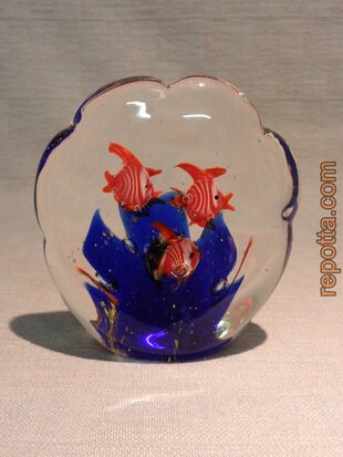 mini aquarium blaue fisch paperweight VERKAUFT