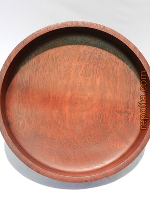 erzgebirge round teak serving dish SOLD