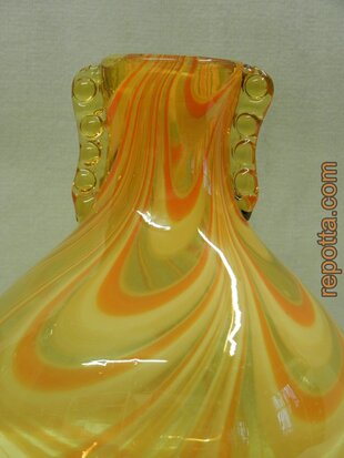 laura tarnow poland glass vase SOLD