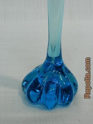 solifleur van blauw glas