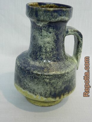 Karlsruhe Friedgard Glatzle handled vase SOLD