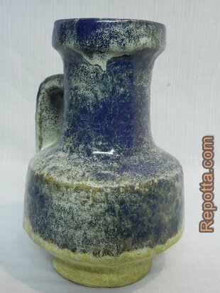 Karlsruhe Friedgard Glatzle handled vase SOLD