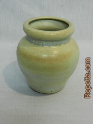 ciro lore beesel pottery