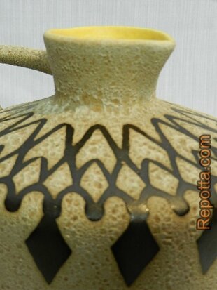 unknown stylised vase SOLD