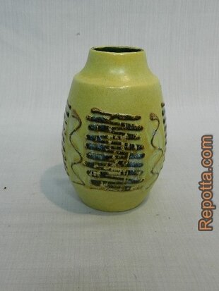 Bay Vase bodenmarkerung 110 15