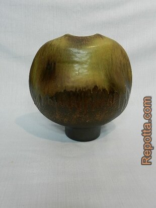 steuler imposing magma vase SOLD
