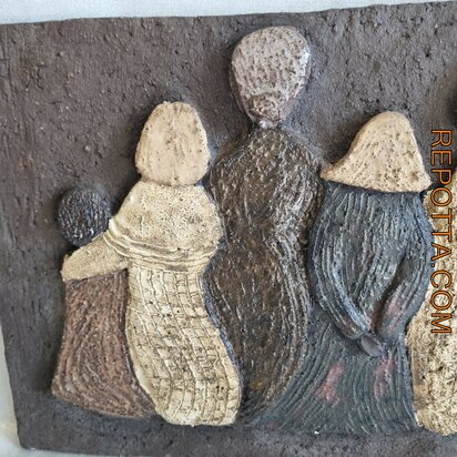 mid century keramisch brutalistisch wandtegel met 6 silhoueten