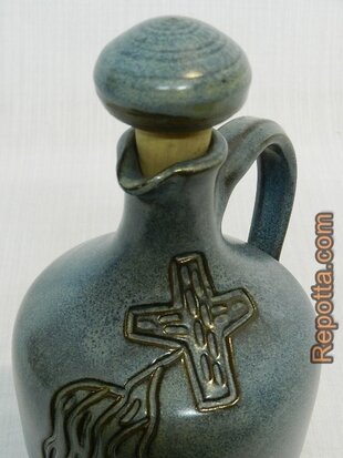 weihwasserflasche mit Chi Rho relief VERKAUFT