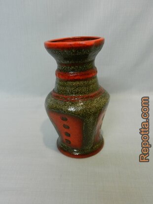 ü pottery ubelacker vintage vase SOLD