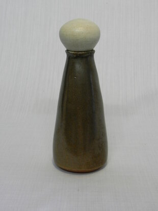 gertrude bilstein studio bottle with stopper