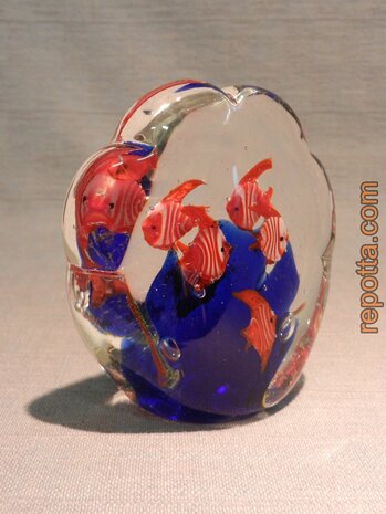 mini aquarium blaue fisch paperweight VERKAUFT