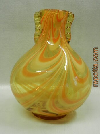 laura tarnow poland glass vase SOLD