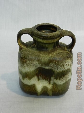 steuler ceramics basemark 444 15 SOLD