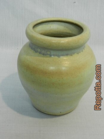 ciro lore beesel pottery