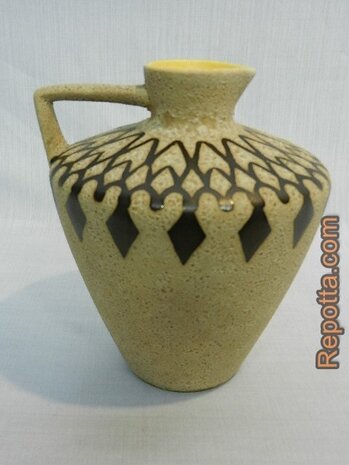 unknown stylised vase SOLD