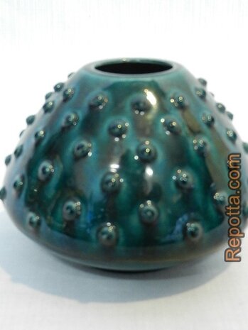 schlossberg bubble hobnail vase SOLD