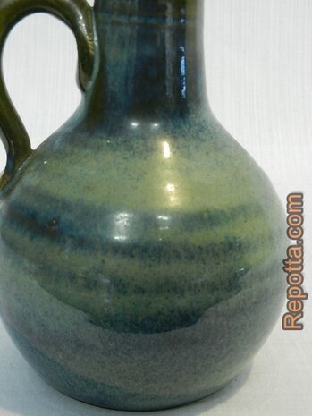 gubbels helden design vase SOLD