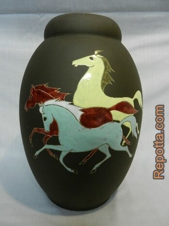 kiechle vase horses at a gallop SOLD