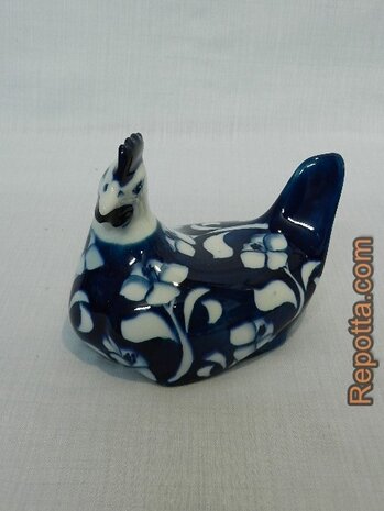 villeroy & boch gallo design chicken SOLD