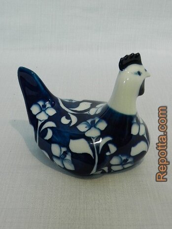 villeroy & boch gallo design chicken SOLD