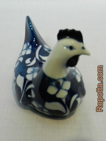 villeroy & boch gallo design chicken SOLD