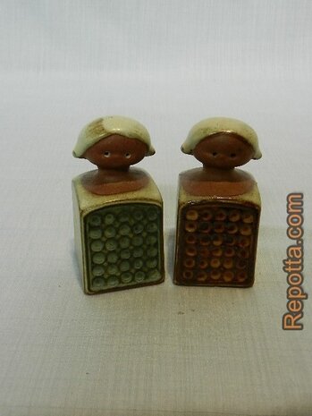 Lisa Larson salt and pepper shakers SOLD