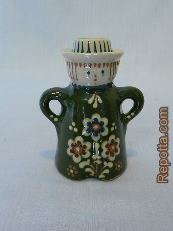 bunzlauer country style candleholder SOLD