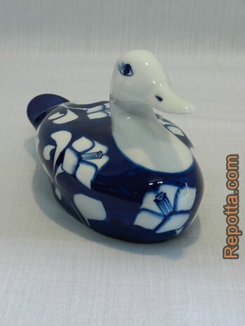 villeroy & boch gallo design duck SOLD