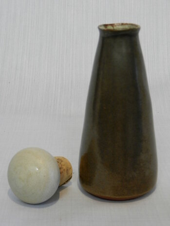 gertrude bilstein studio bottle with stopper