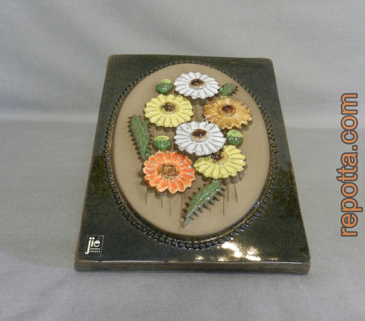 jie gantofta swedish wall plaque SOLD - repotta