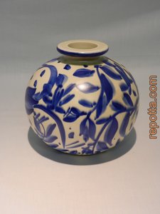 Villeroy Boch 1930s Vase Repotta